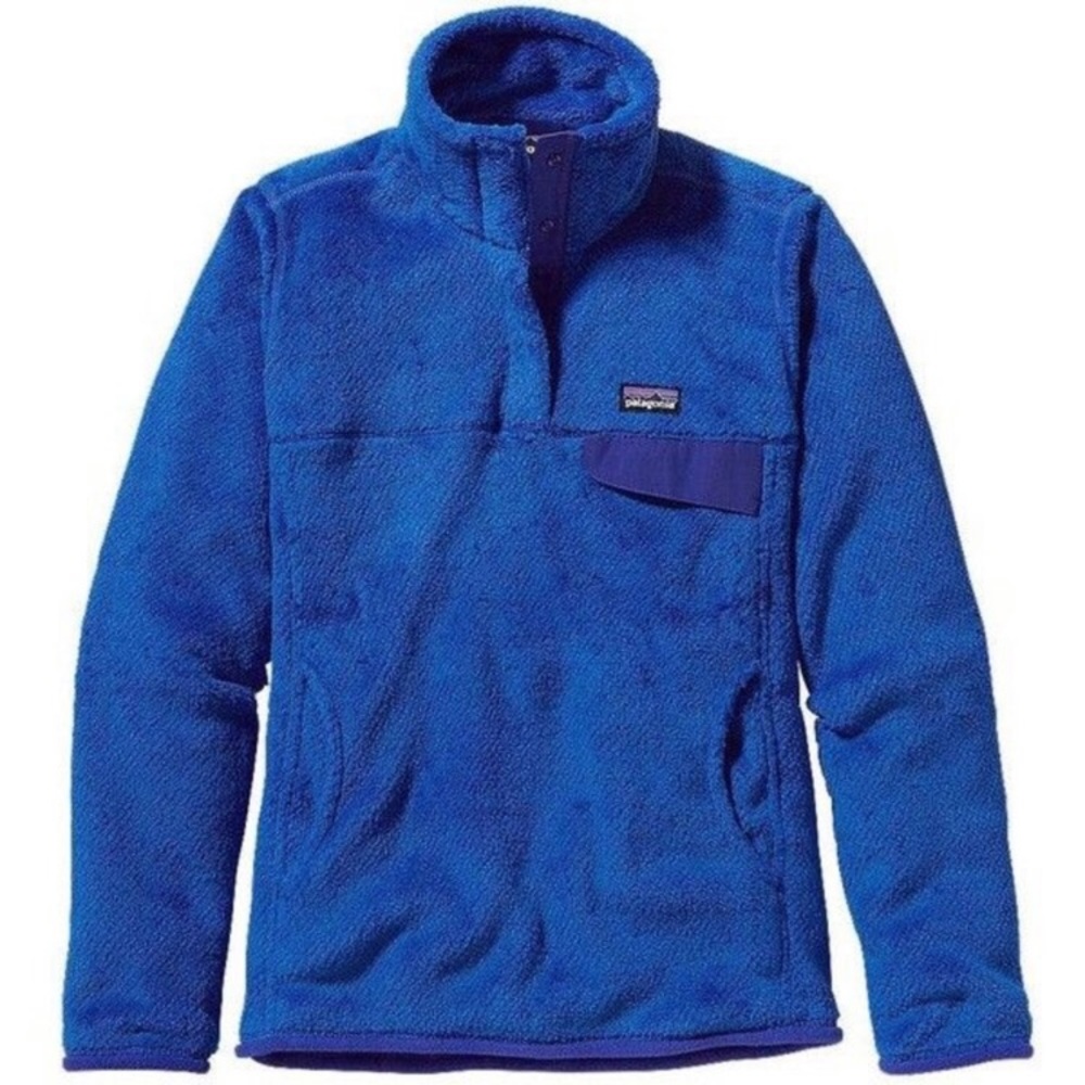Blue Patagonia pull over. Great condition no flaws